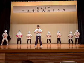 「ブラボー！」が響いた日 ― 下妻市で広がる夢と希望、岡田住江ブレイントレーナー感動のストーリー ―