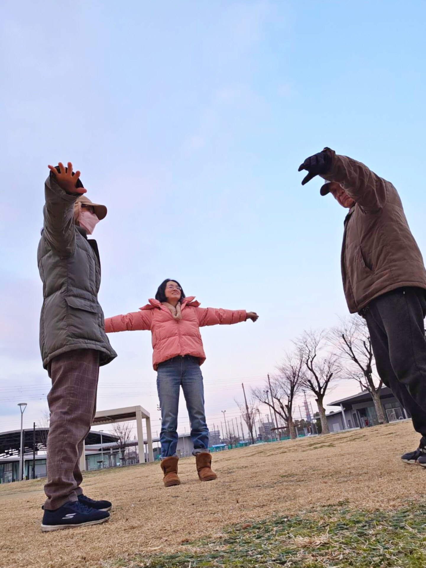 寒い朝に広がる温かな健康習慣 〜続ける力がつないだ「大枝公園HBC」〜